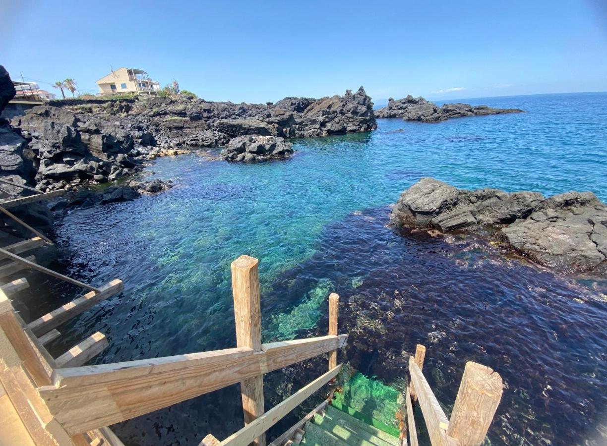 Appartamento Baciata Dal Sole Ачиреале Экстерьер фото